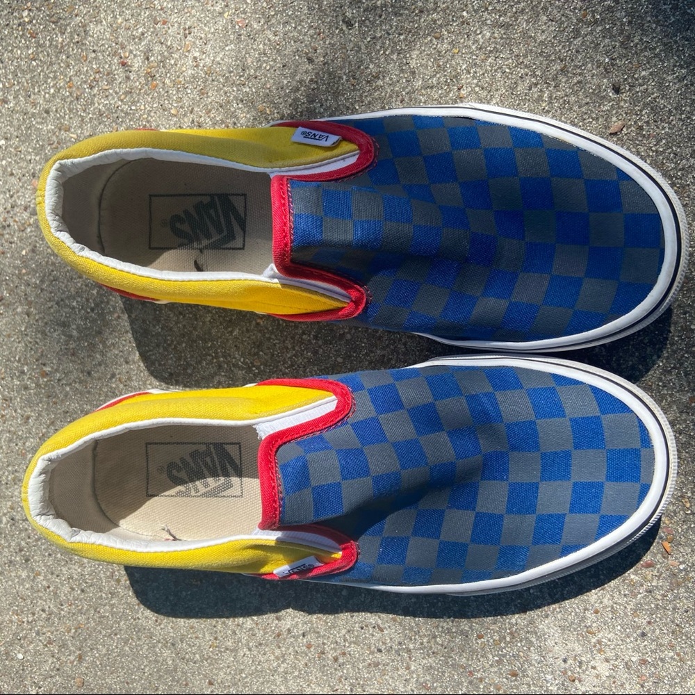 Slip on checkered Vans
